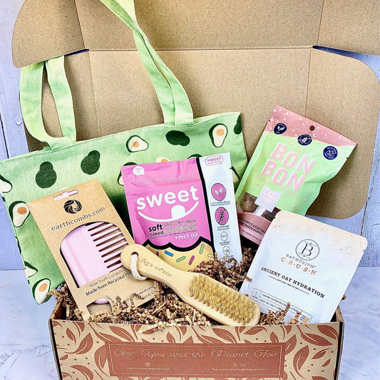 Gift Box "Happy Birthday" - Tote Bag, Bath Soak, Comb, Foot Scrubber, Cookies & Gummies