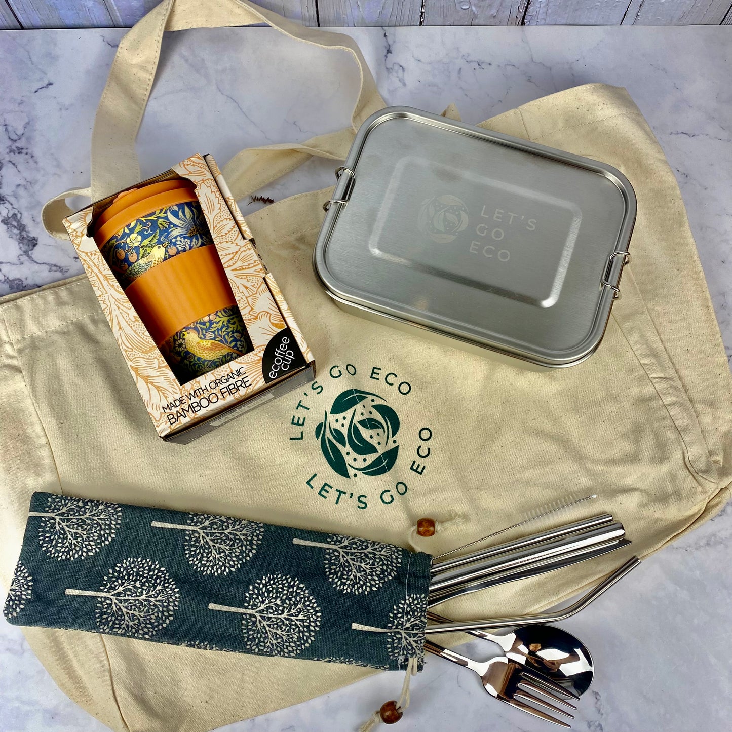 Gift Box "Green on the Go" - Travel Mug, Bento Box, Travel Cutlery, Tote Bag