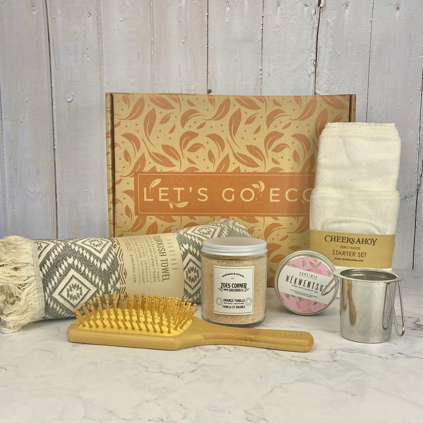 Gift Box "Me Time" - Turkish Cotton Towel, Bath Salts, Hair Brush, Tea, Zero Waste Starter Kit